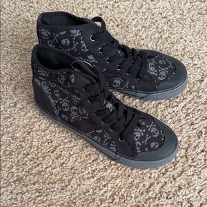 The Children's Place Black Skull Sneakers